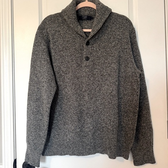 J. Crew Men’s Gray Shawl Collar 100% Lambswool Sweater - Picture 1 of 6